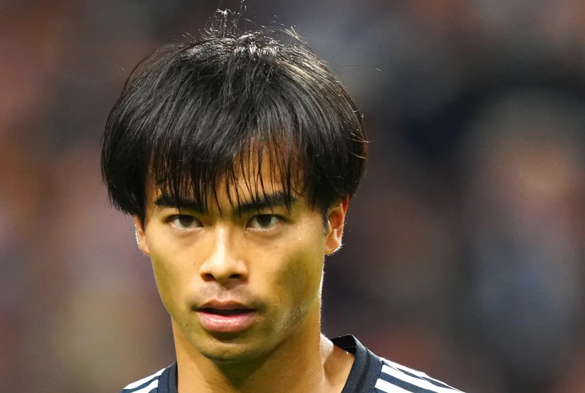 三笘薫がチーム合流！ヒュルツェラー監督が語った復調の兆しと前線の課題