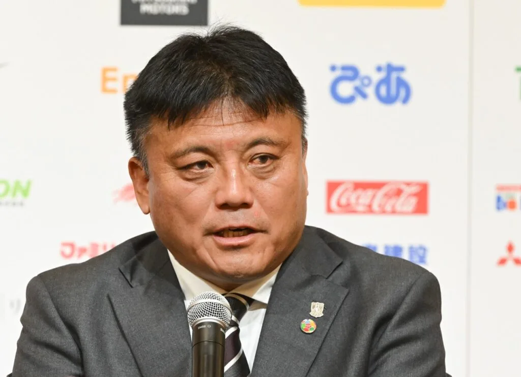 浦和、ホーム開幕戦で広島に1-4大敗…曺監督「痛かった」ブーイングに「現実」