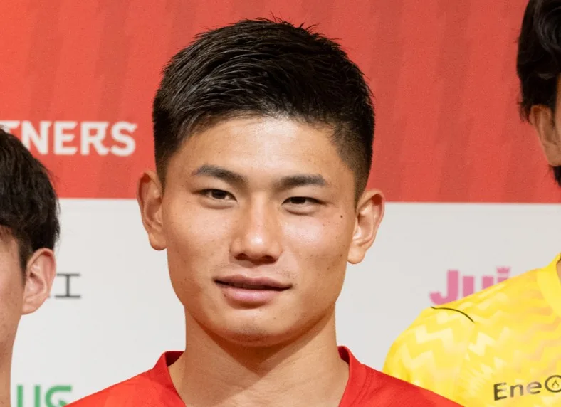 南野遥海、初先発でFK弾演出も浦和は広島に1-4大敗